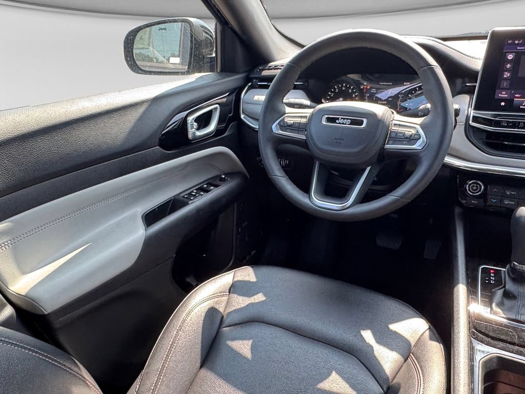 Used 2024 Jeep Compass Limited AWD/4WD image 21