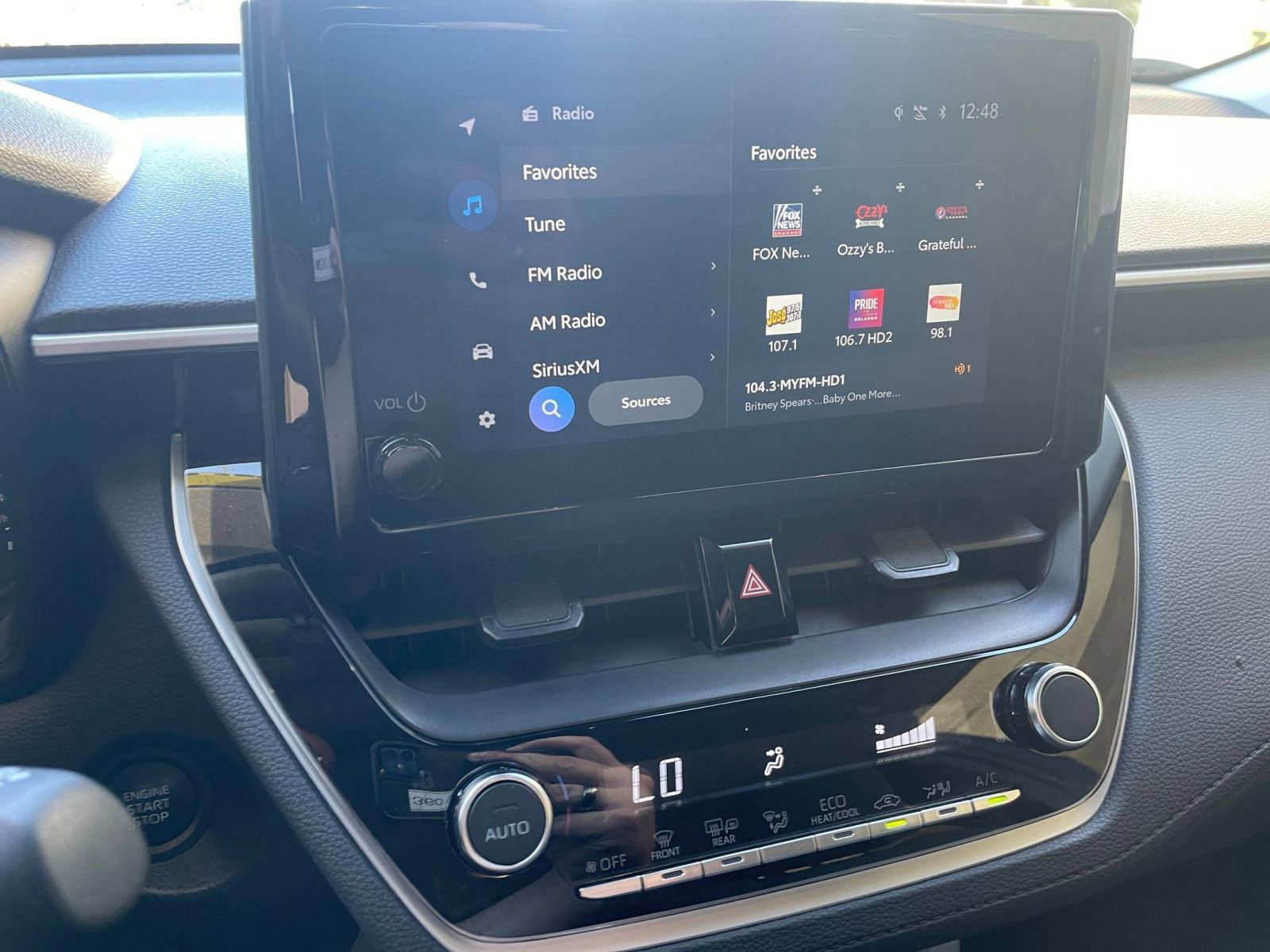 Used 2025 Toyota Corolla Cross LE image 21