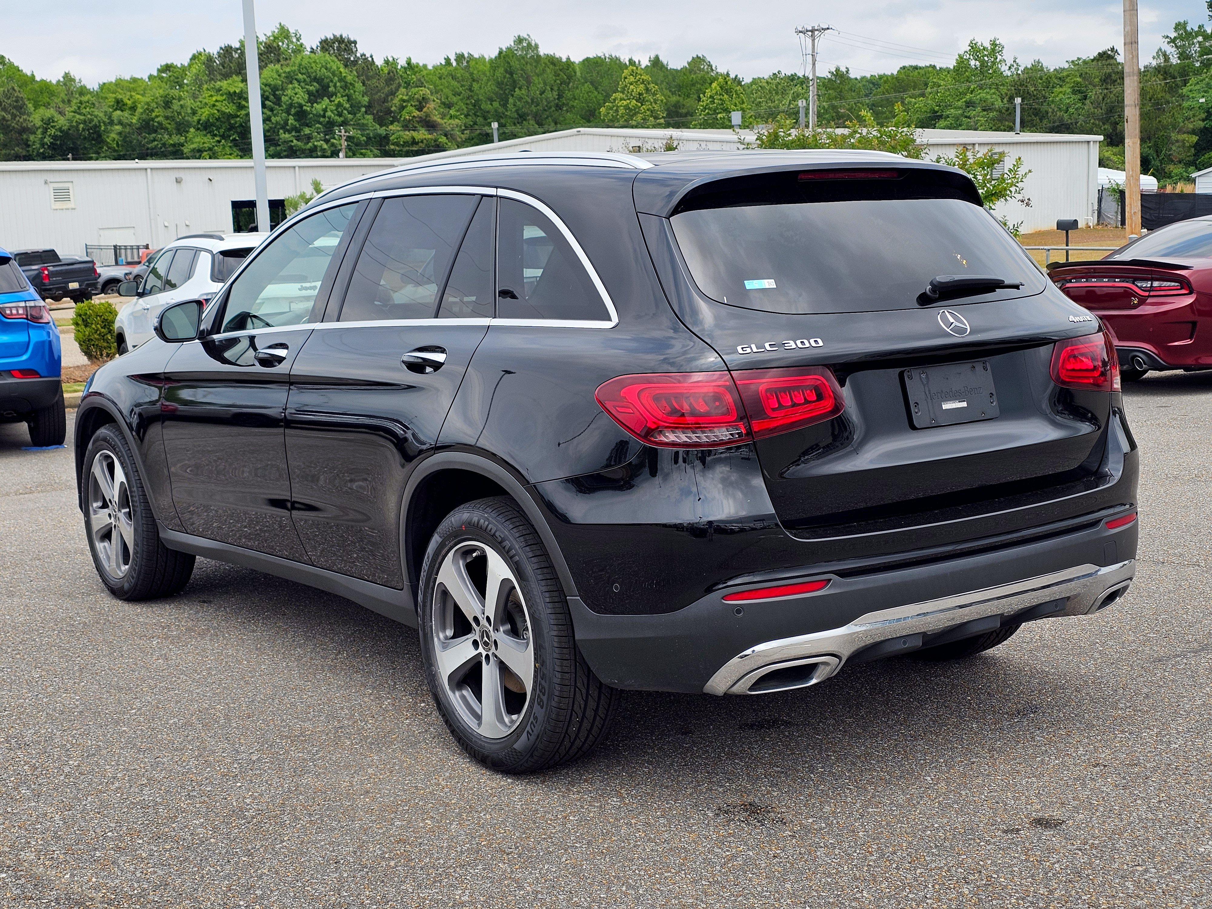 Used 2021 Mercedes-Benz GLC 300 4MATIC image 12