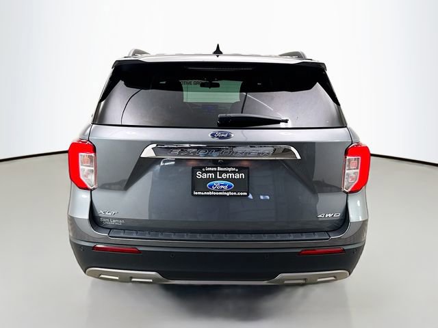 Used 2022 Ford Explorer XLT w/ Equipment Group 202A image 6