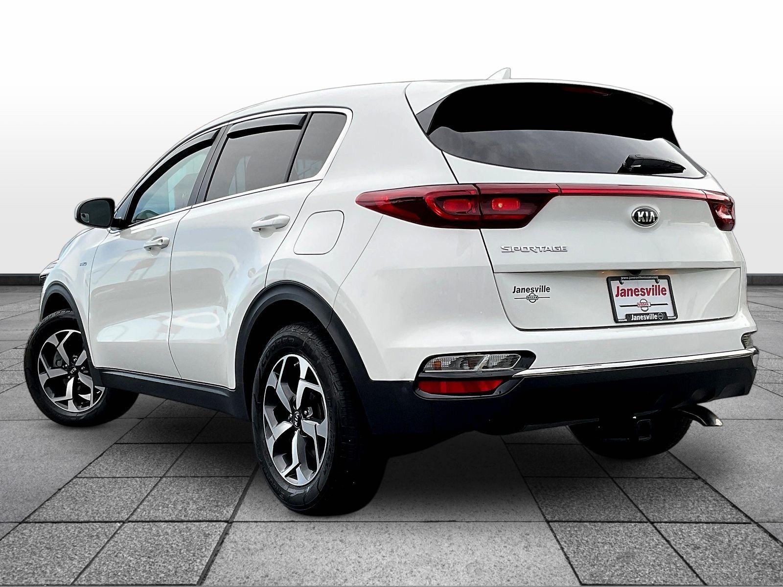 Used 2020 Kia Sportage LX AWD/4WD image 5