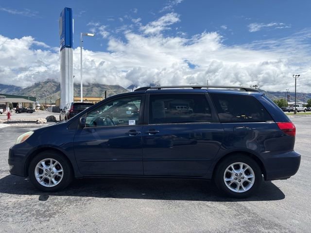 Used 2004 Toyota Sienna XLE FWD image 9