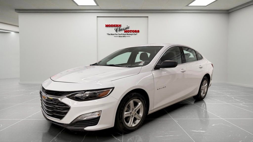 Used 2024 Chevrolet Malibu LS FWD image 3