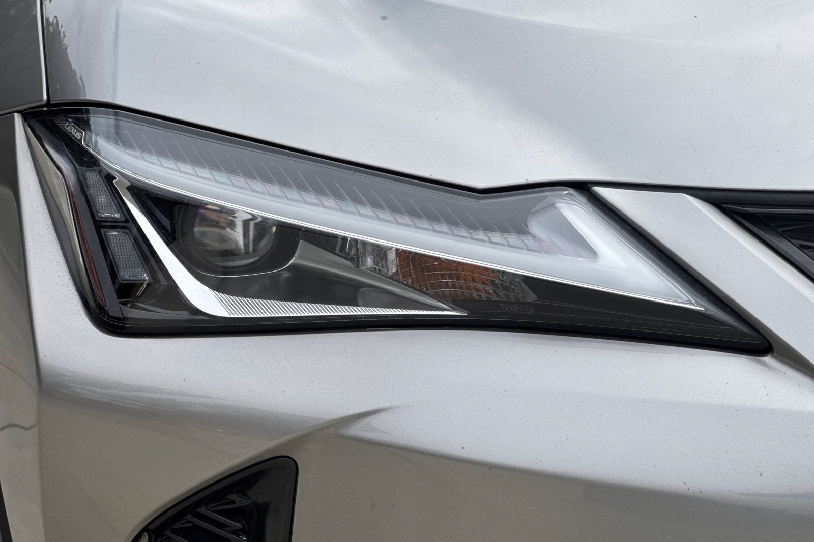 Certified 2021 Lexus UX 250h F Sport w/ Accessory Package (Z2) AWD/4WD image 12