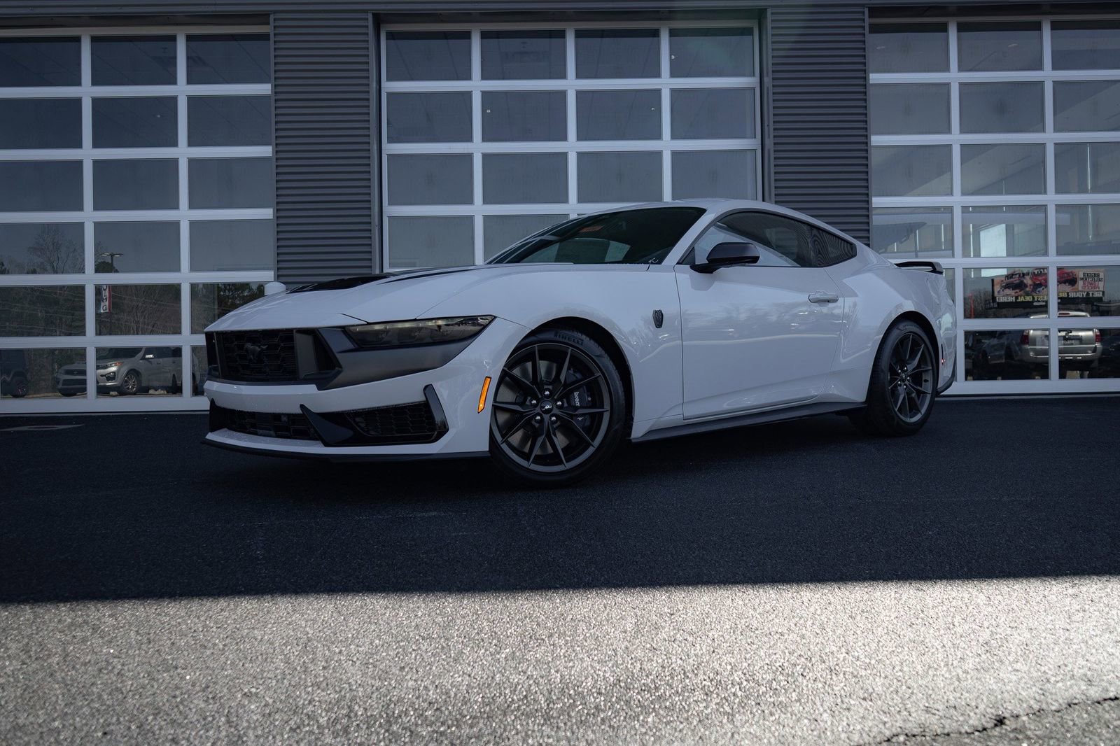 Used 2025 Ford Mustang Dark Horse RWD image 5