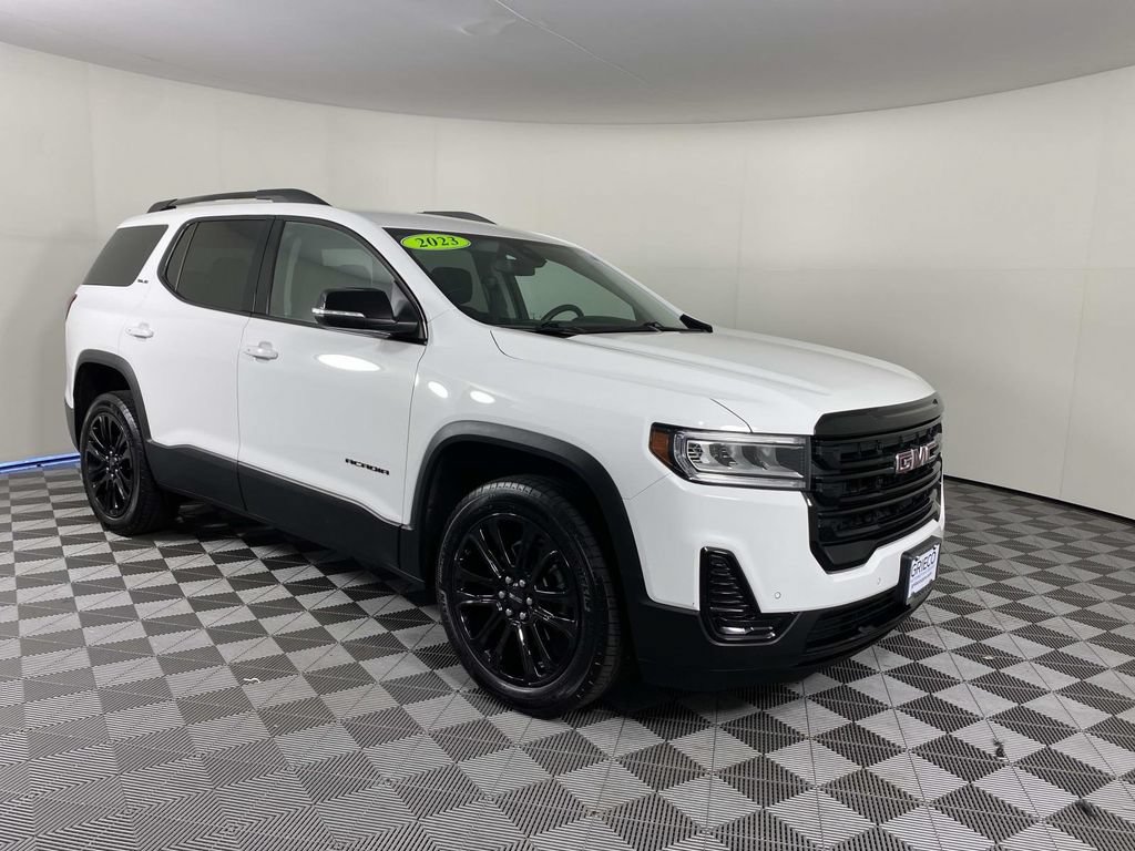 Used 2023 GMC Acadia SLE w/ Driver Convenience Package