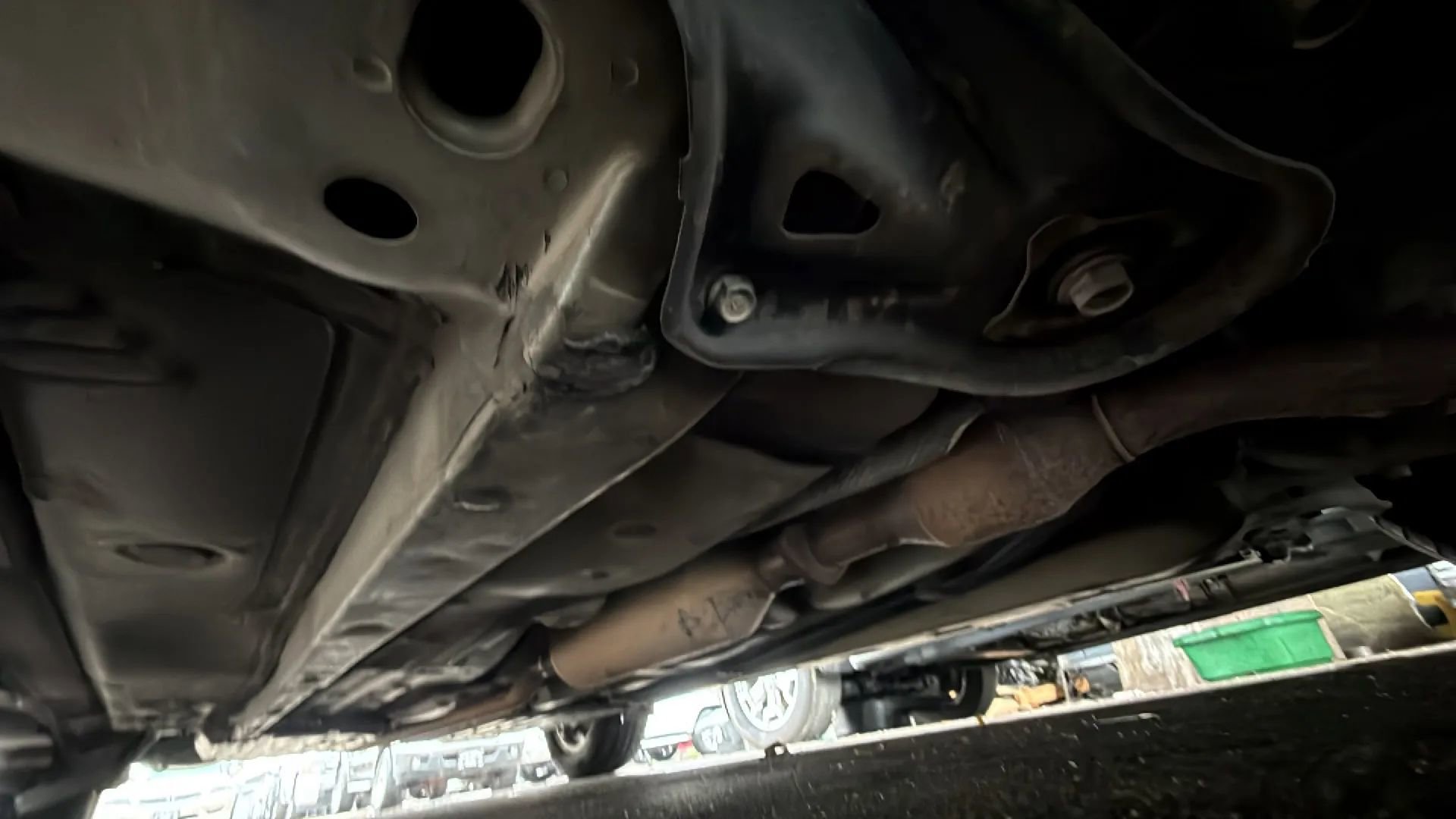 Used 2011 Toyota Camry LE w/ LE Extra-Value Pkg FWD image 32