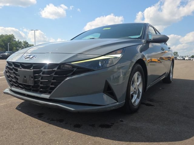Used 2021 Hyundai Elantra SE FWD video 2