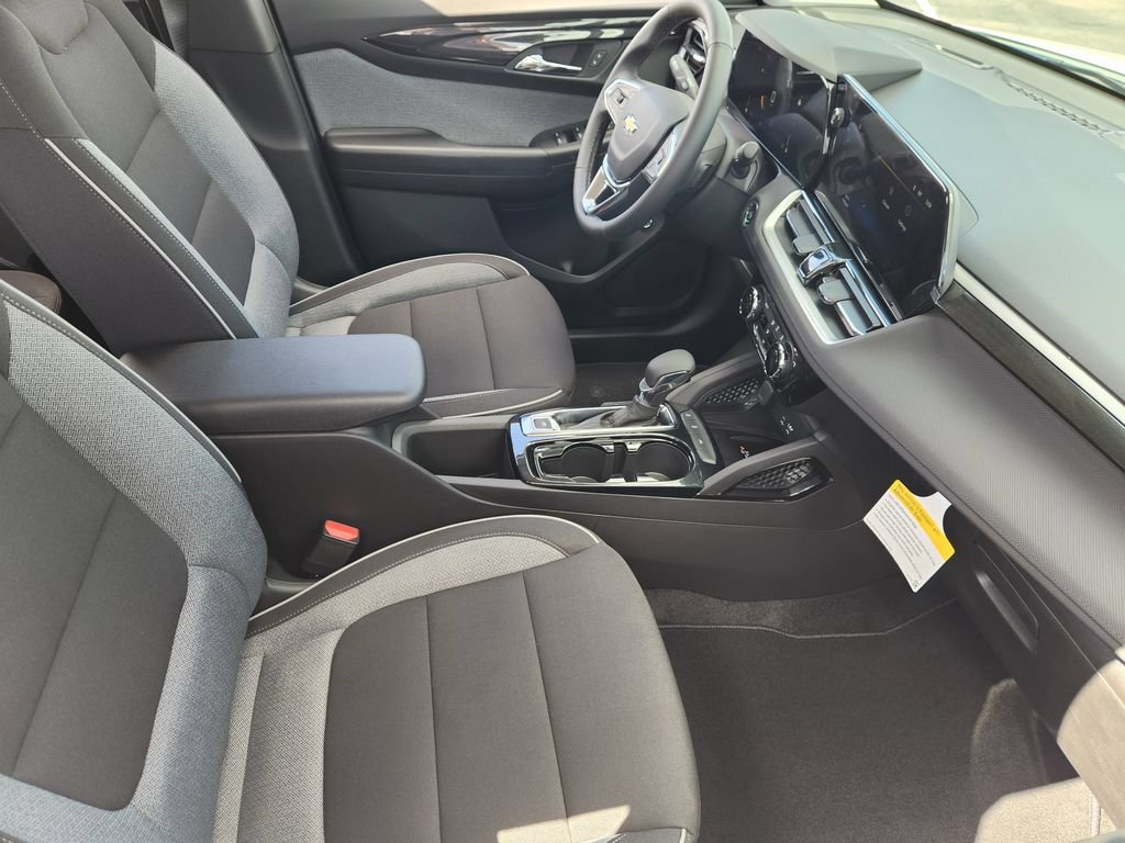 New 2026 Chevrolet TrailBlazer LT w/ Convenience Package FWD image 11