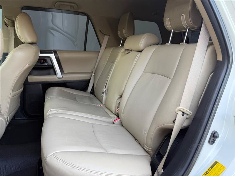 Used 2011 Toyota 4Runner SR5 AWD/4WD image 29
