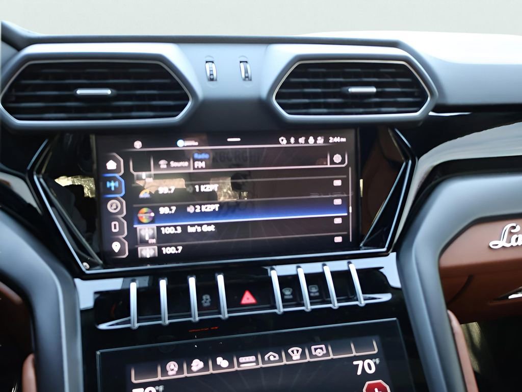 Used 2024 Lamborghini Urus S image 24