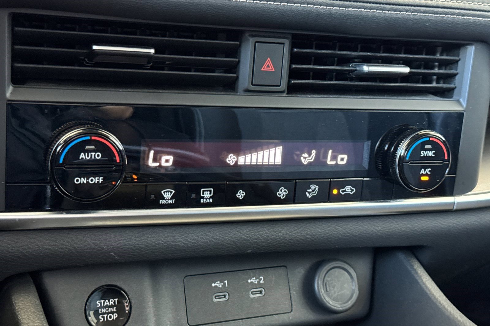 Used 2025 Nissan Rogue SV image 31