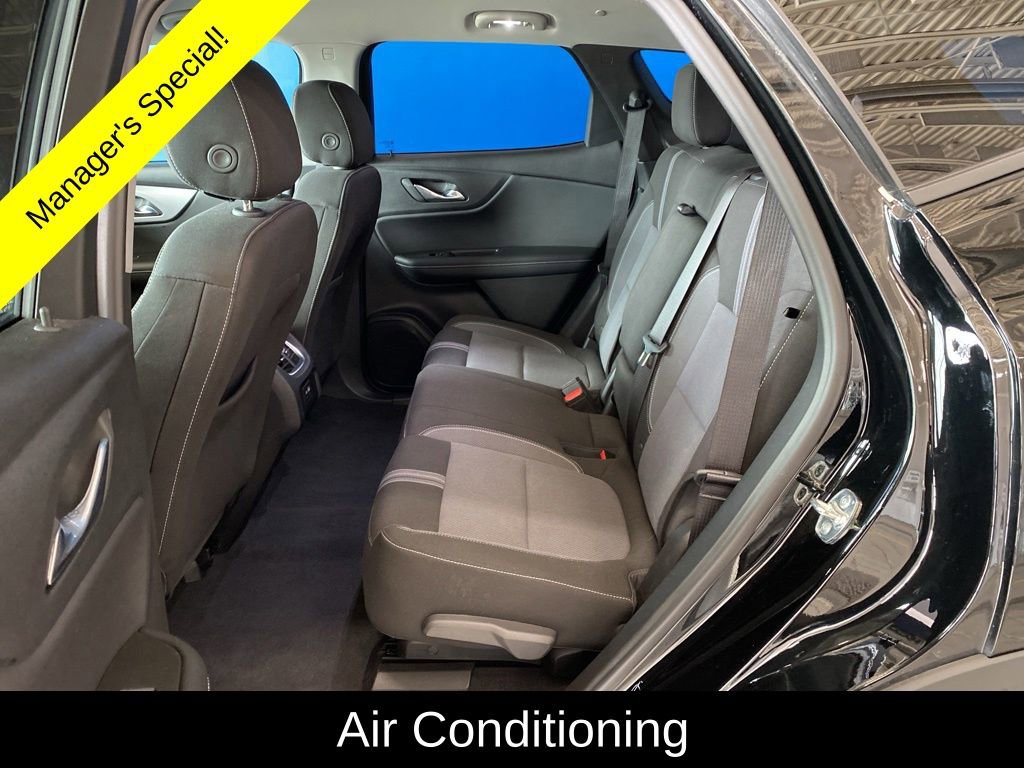 Used 2025 Chevrolet Blazer LT AWD/4WD image 11