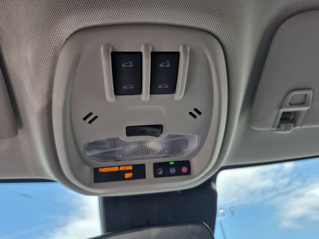 Used 2026 Chevrolet Trax LT w/ Sunroof Package FWD image 27