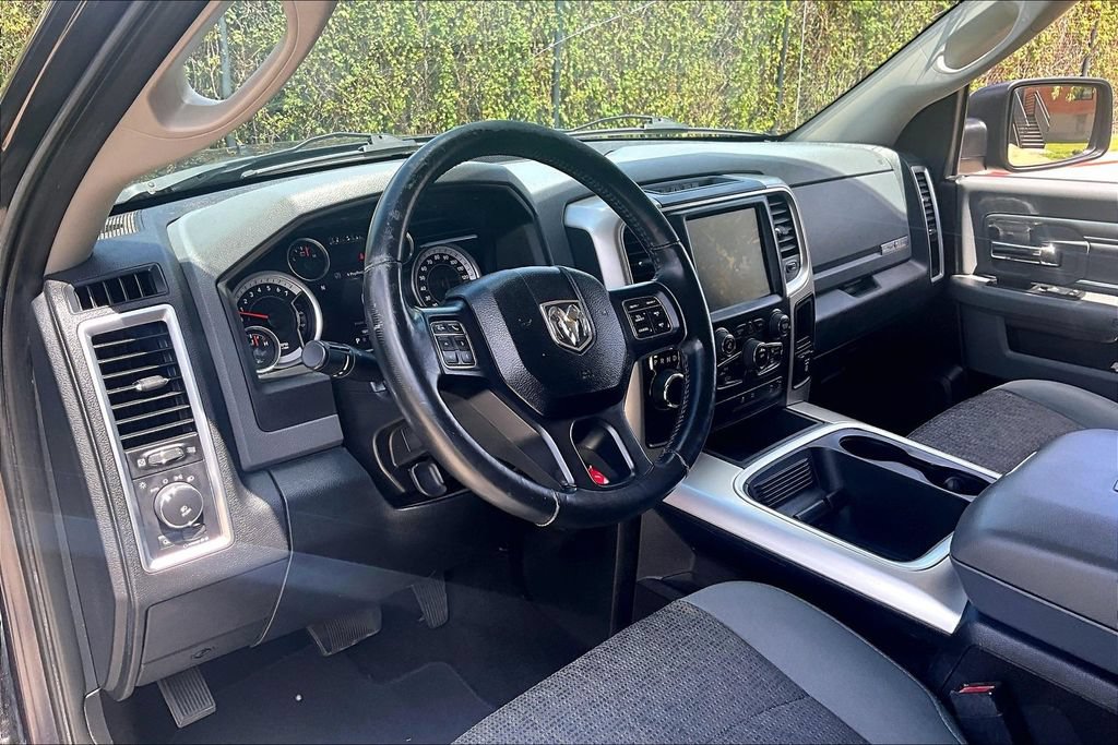 Used 2016 RAM 1500 SLT RWD image 17