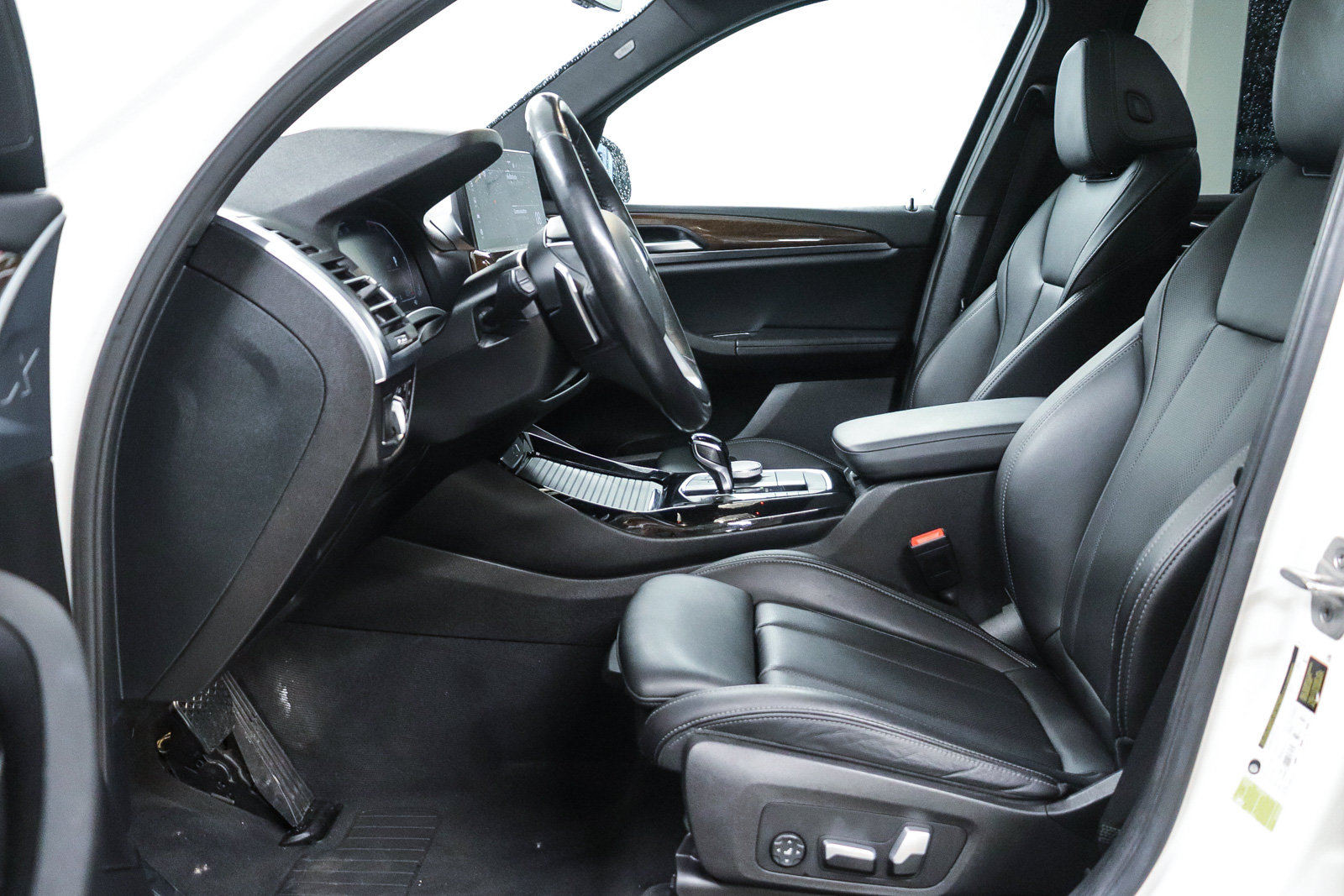 Certified 2023 BMW X3 sDrive30i w/ Premium Package RWD image 17
