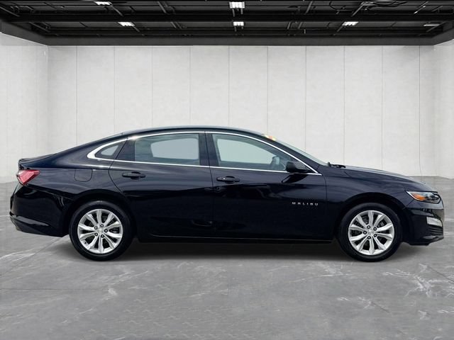 Used 2022 Chevrolet Malibu LT FWD image 4
