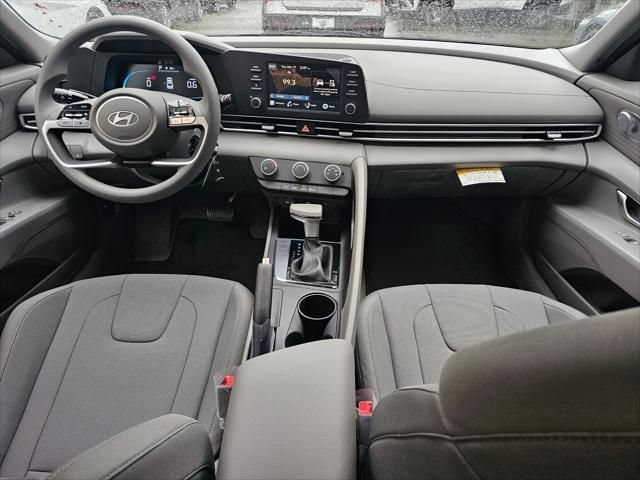 New 2026 Hyundai Elantra SE FWD image 15