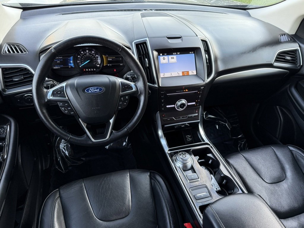 Used 2019 Ford Edge Titanium image 23