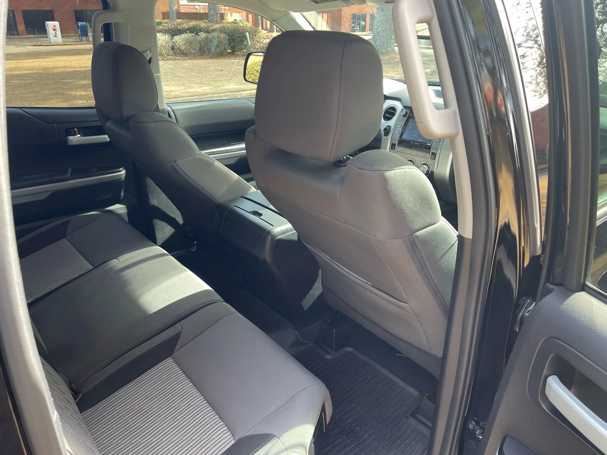 Used 2016 Toyota Tundra SR5 image 12