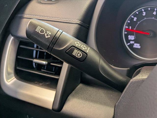 Used 2024 GMC Terrain SLE FWD image 15