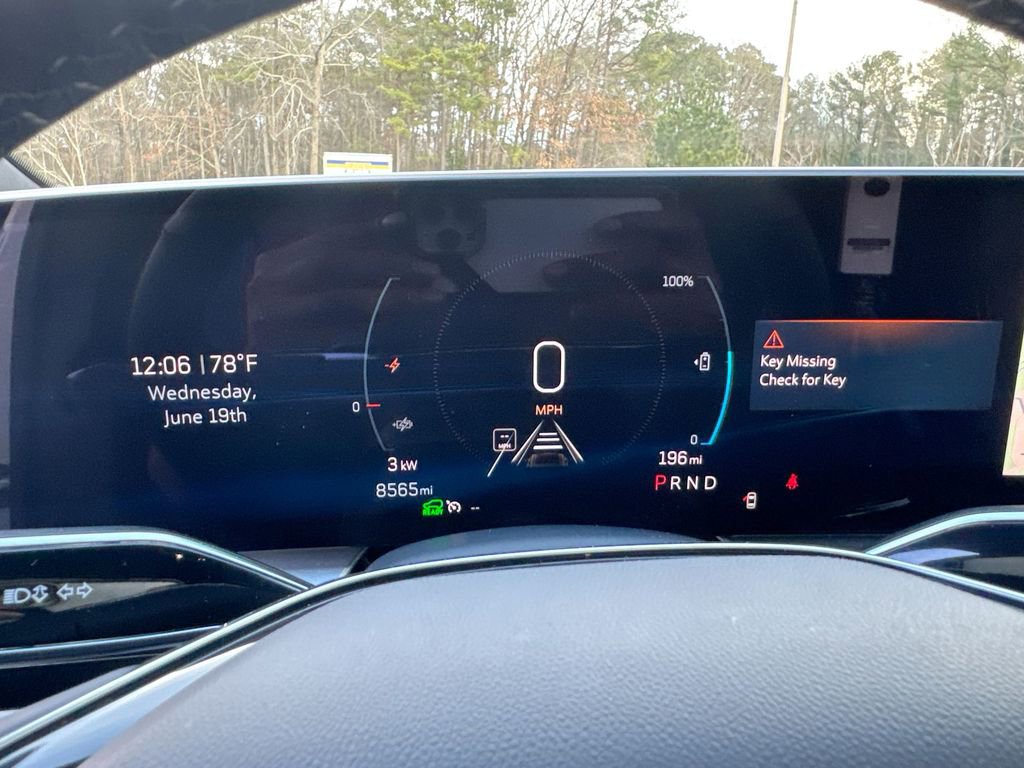 Used 2025 Cadillac Lyriq Luxury w/ LPO, Floor Liner Package image 21