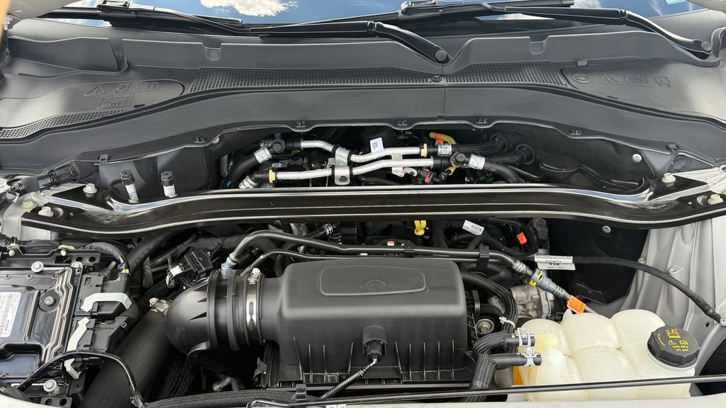 Used 2023 Ford Explorer ST-Line AWD/4WD image 11