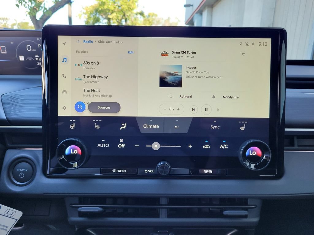 New 2026 Toyota C-HR AWD/4WD image 9
