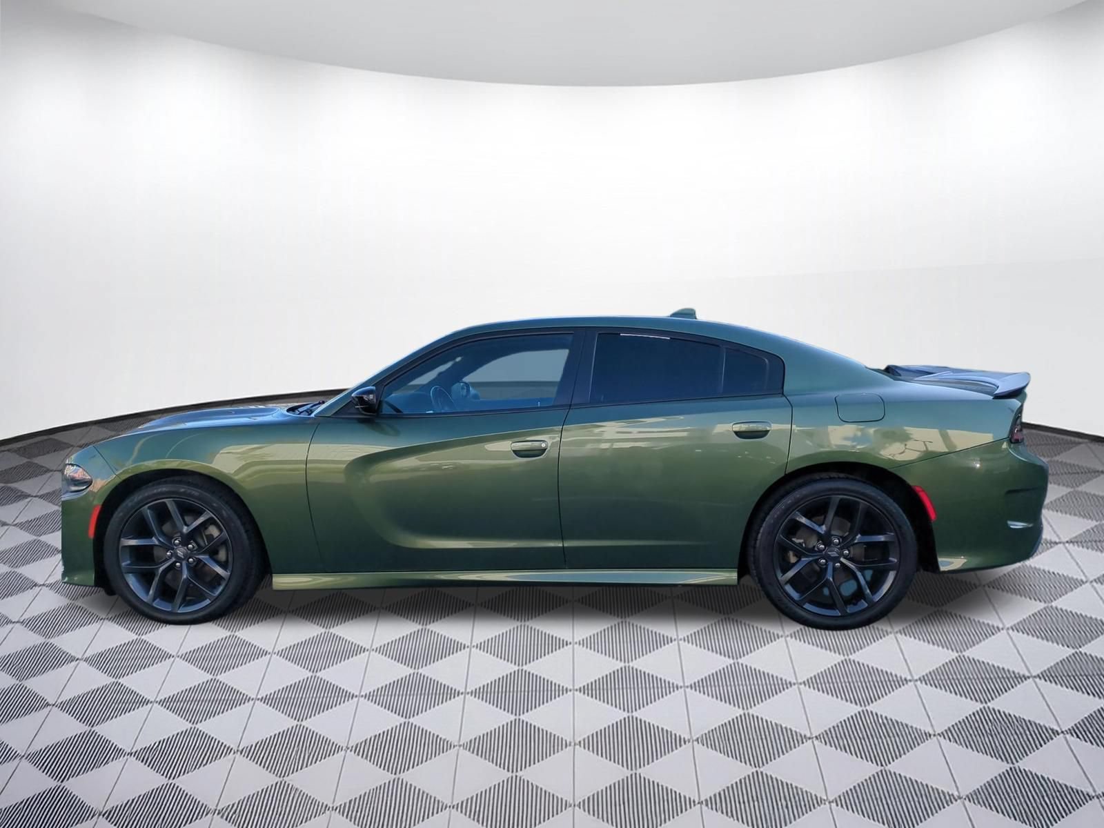 Used 2021 Dodge Charger R/T w/ Blacktop Package RWD image 2