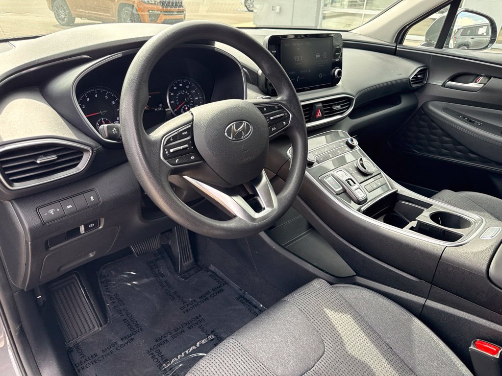 Used 2021 Hyundai Santa Fe SEL w/ Cargo Package AWD/4WD image 2