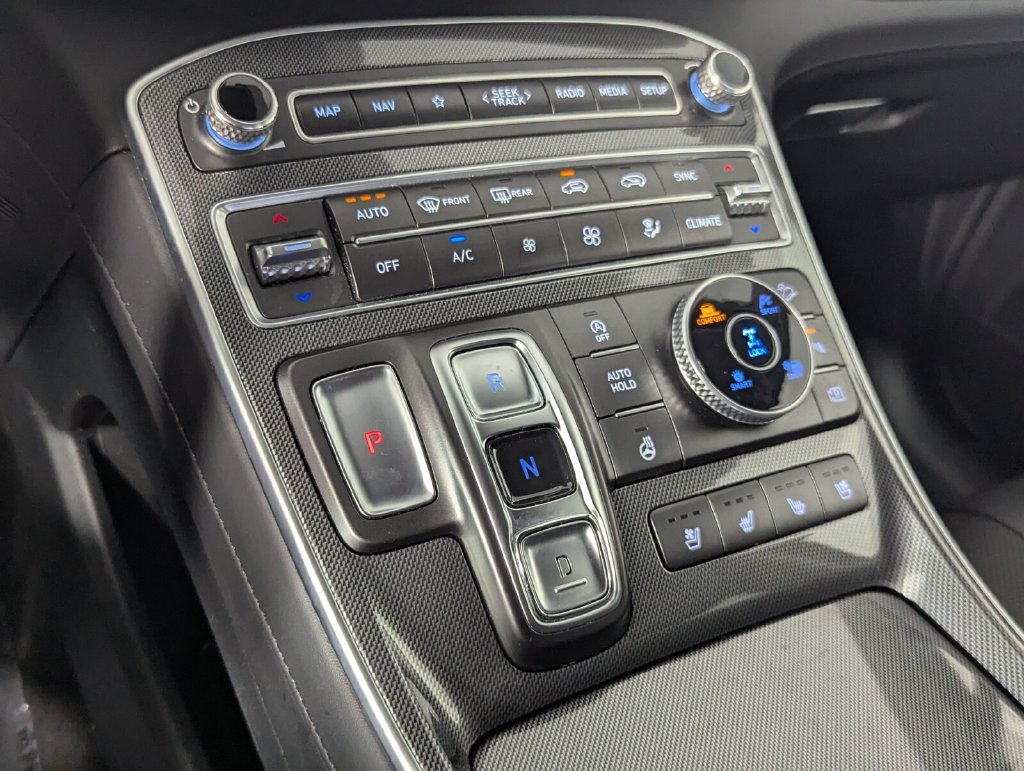 Certified 2023 Hyundai Santa Fe Limited AWD/4WD image 22