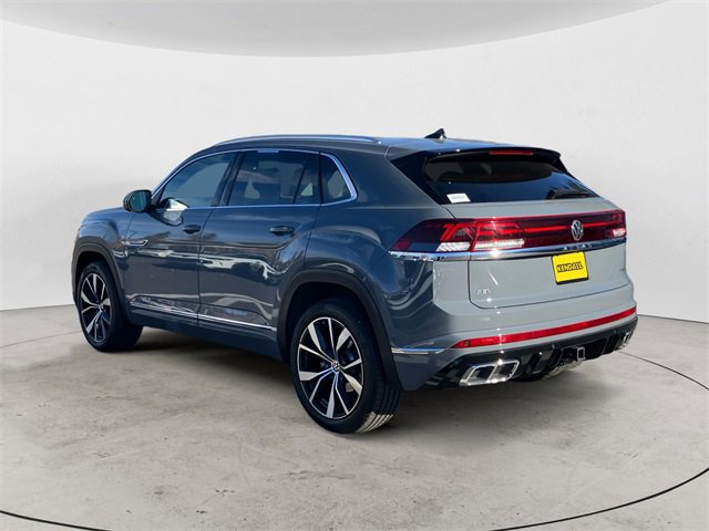 Used 2025 Volkswagen Atlas Cross Sport SEL Premium R-Line image 4