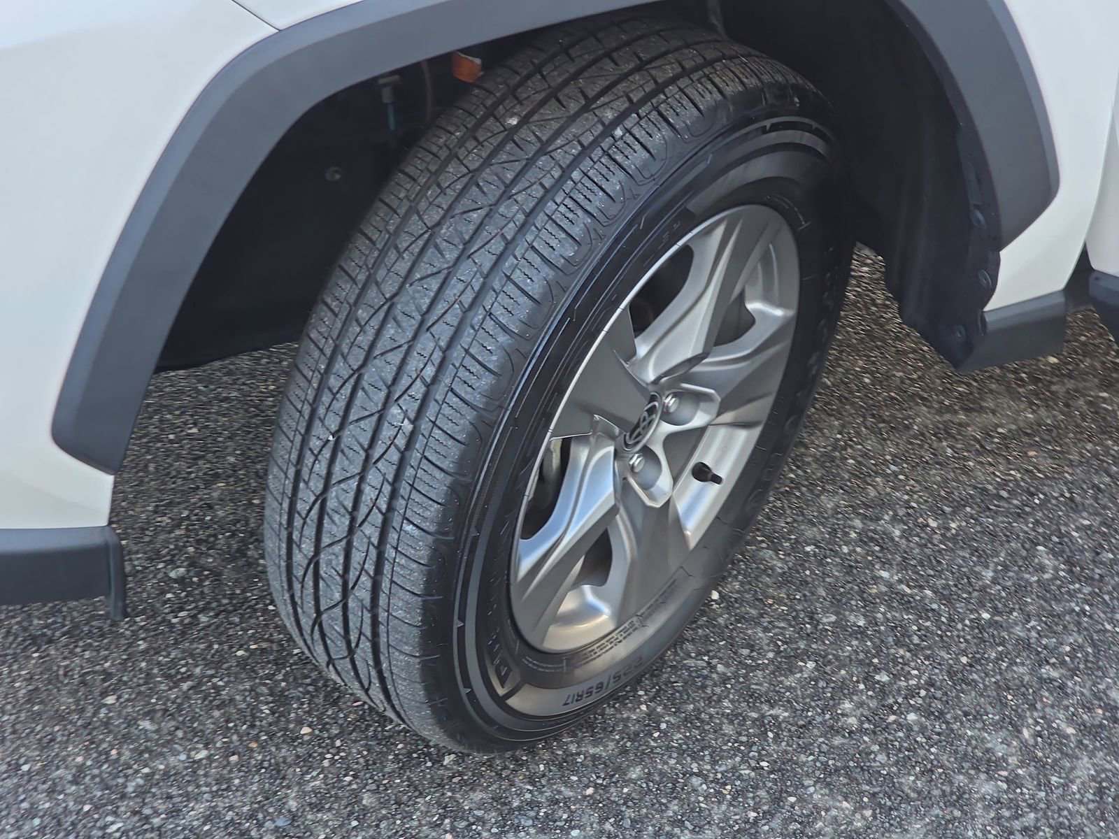 Used 2024 Toyota RAV4 XLE image 36