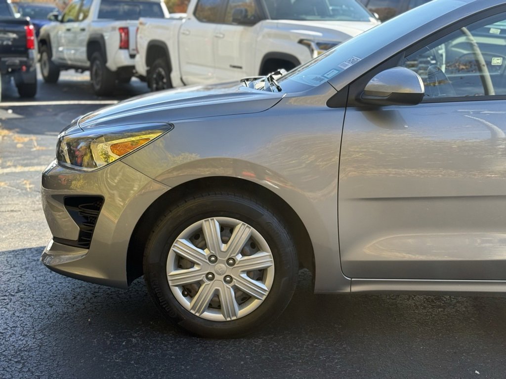 Used 2021 Kia Rio S image 2