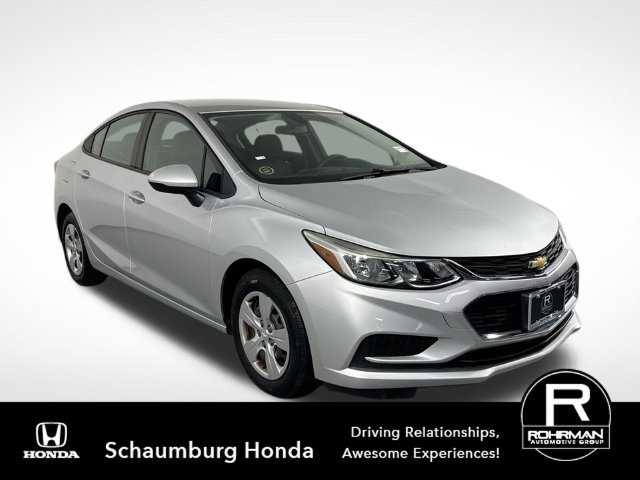 Used 2018 Chevrolet Cruze LS FWD image 3