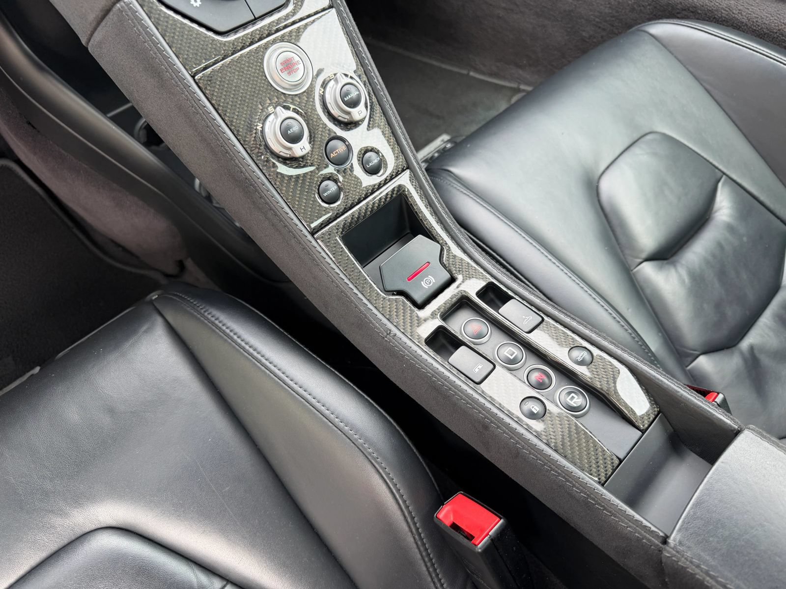 Used 2015 McLaren 650S Spider RWD image 23
