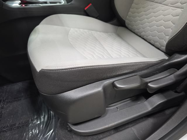 Used 2020 Chevrolet Equinox LS FWD image 29