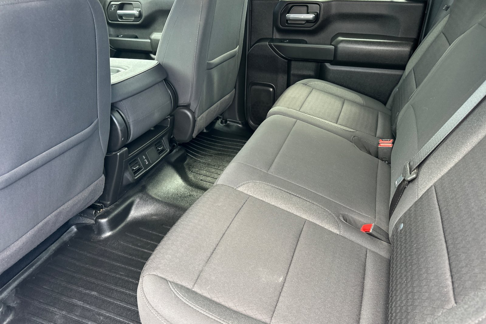 Used 2024 Chevrolet Silverado 2500 Custom w/ Custom Value Package AWD/4WD image 12