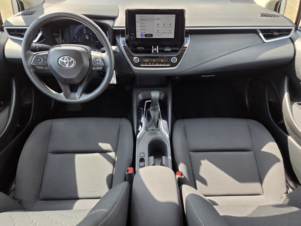 Used 2026 Toyota Corolla LE FWD image 13