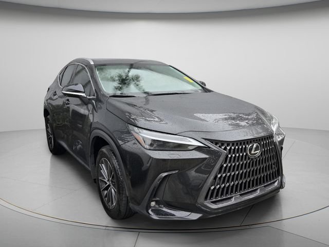 Used 2025 Lexus NX 350h AWD w/ Accessory Package (Z2) image 4