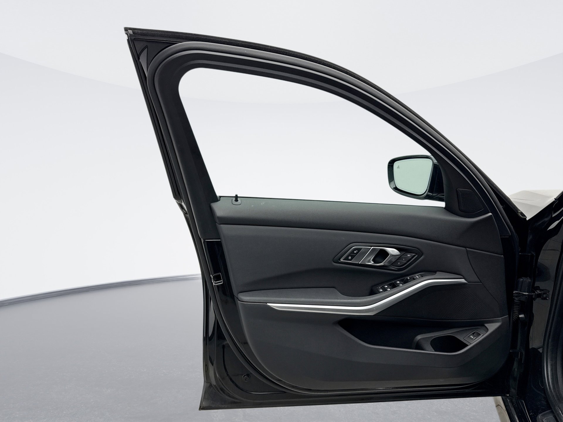 Used 2020 BMW 330i xDrive 330I NAV w/ Driving Assistance Package image 9