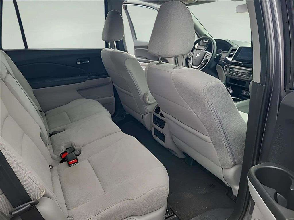 Used 2017 Honda Pilot EX image 23