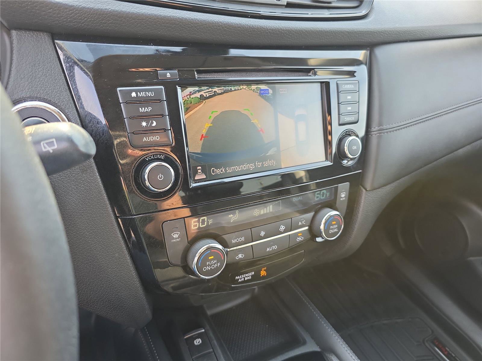 Used 2020 Nissan Rogue SL AWD/4WD image 30