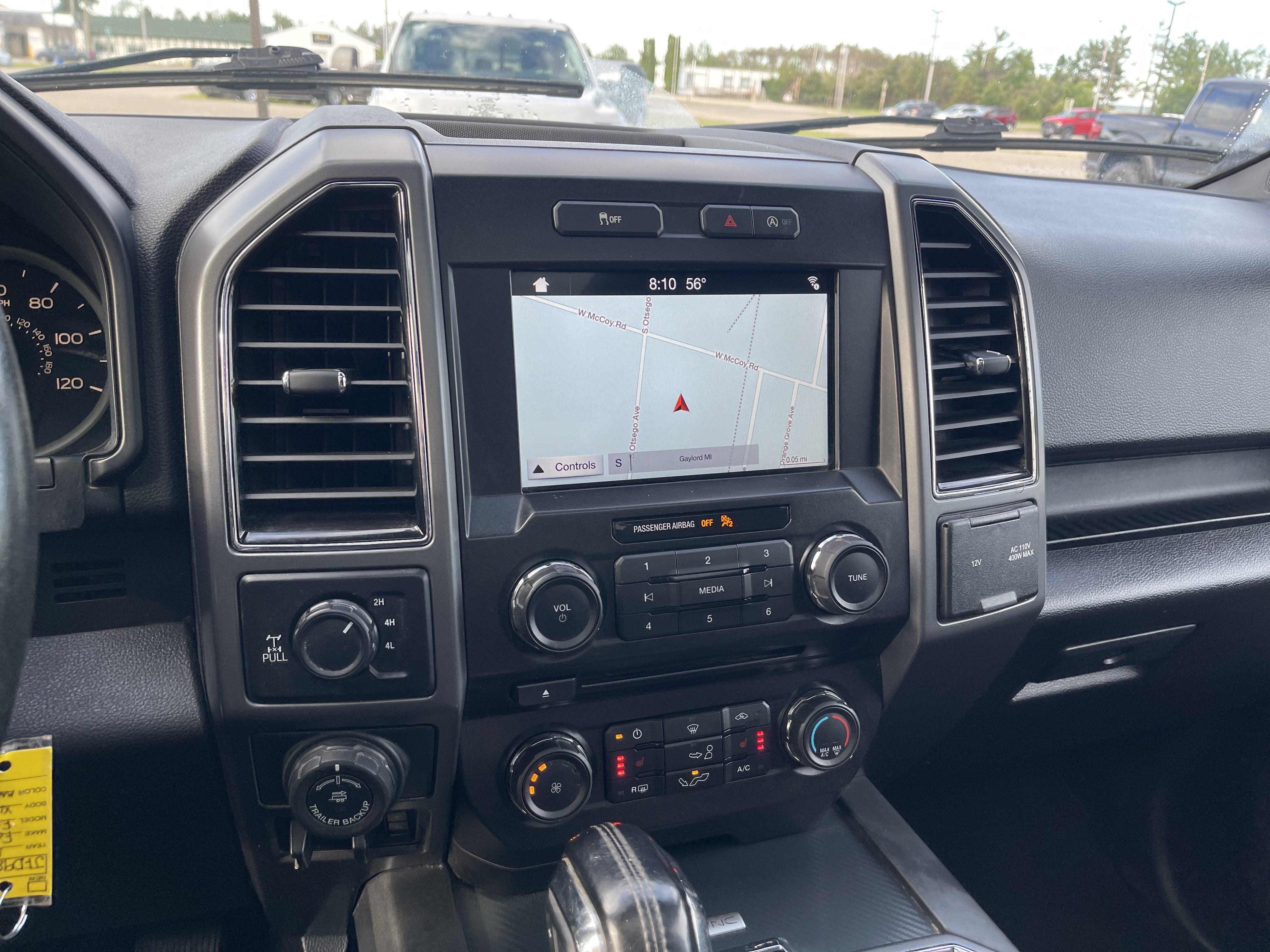 Used 2018 Ford F150 XLT w/ Equipment Group 302A Luxury AWD/4WD image 17