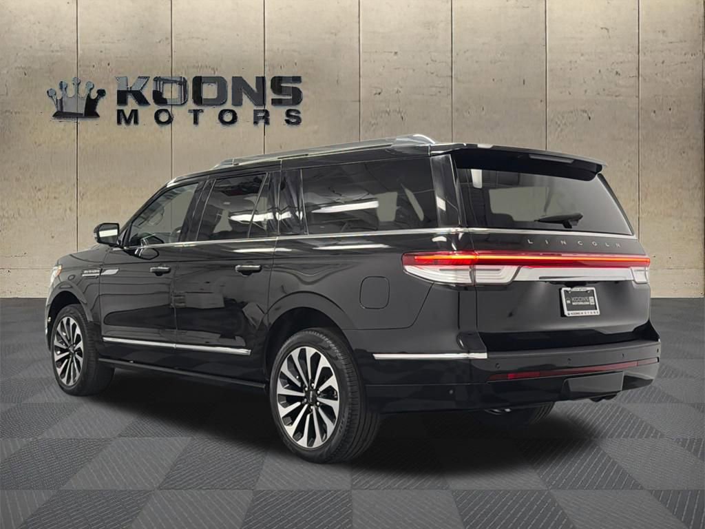 Certified 2022 Lincoln Navigator L Reserve AWD/4WD image 6