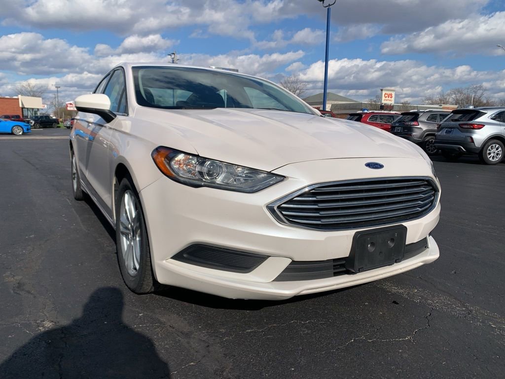 Used 2018 Ford Fusion SE w/ Fusion SE Technology Package