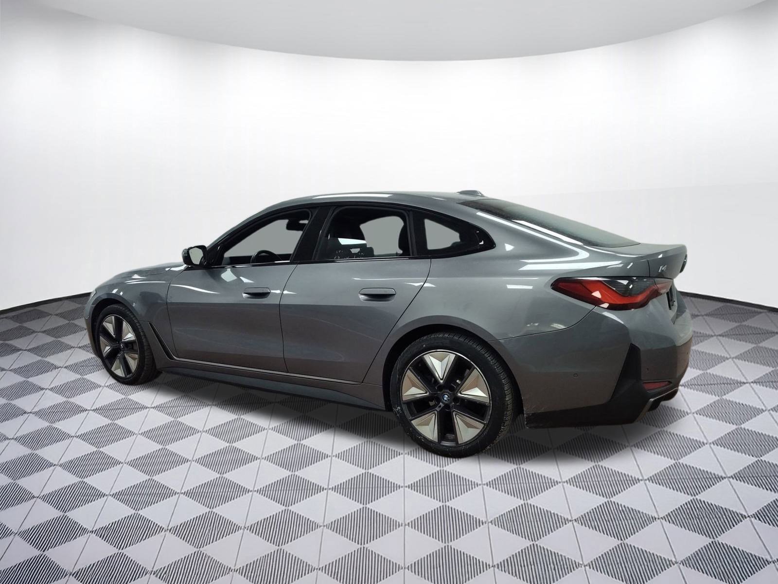 Certified 2023 BMW i4 eDrive35 w/ Premium Package image 3