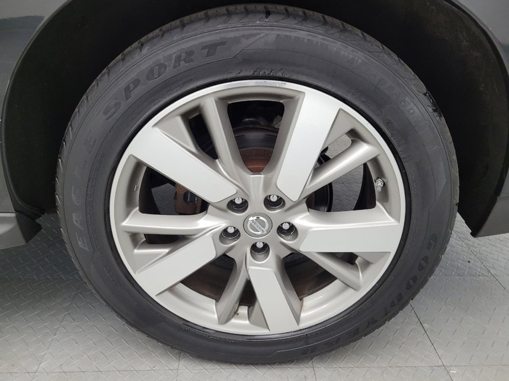 Used 2013 Nissan Pathfinder Platinum w/ Platinum Premium Pkg image 31