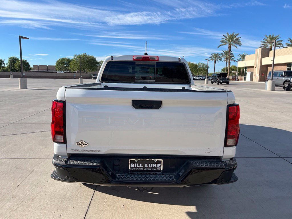 Used 2025 Chevrolet Colorado W/T RWD image 8