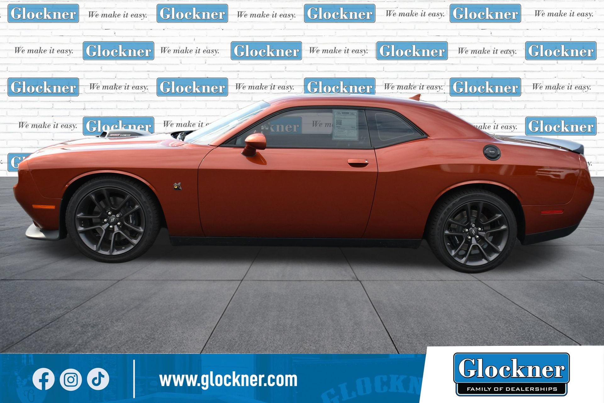 Used 2023 Dodge Challenger R/T Scat Pack w/ Plus Package RWD image 9
